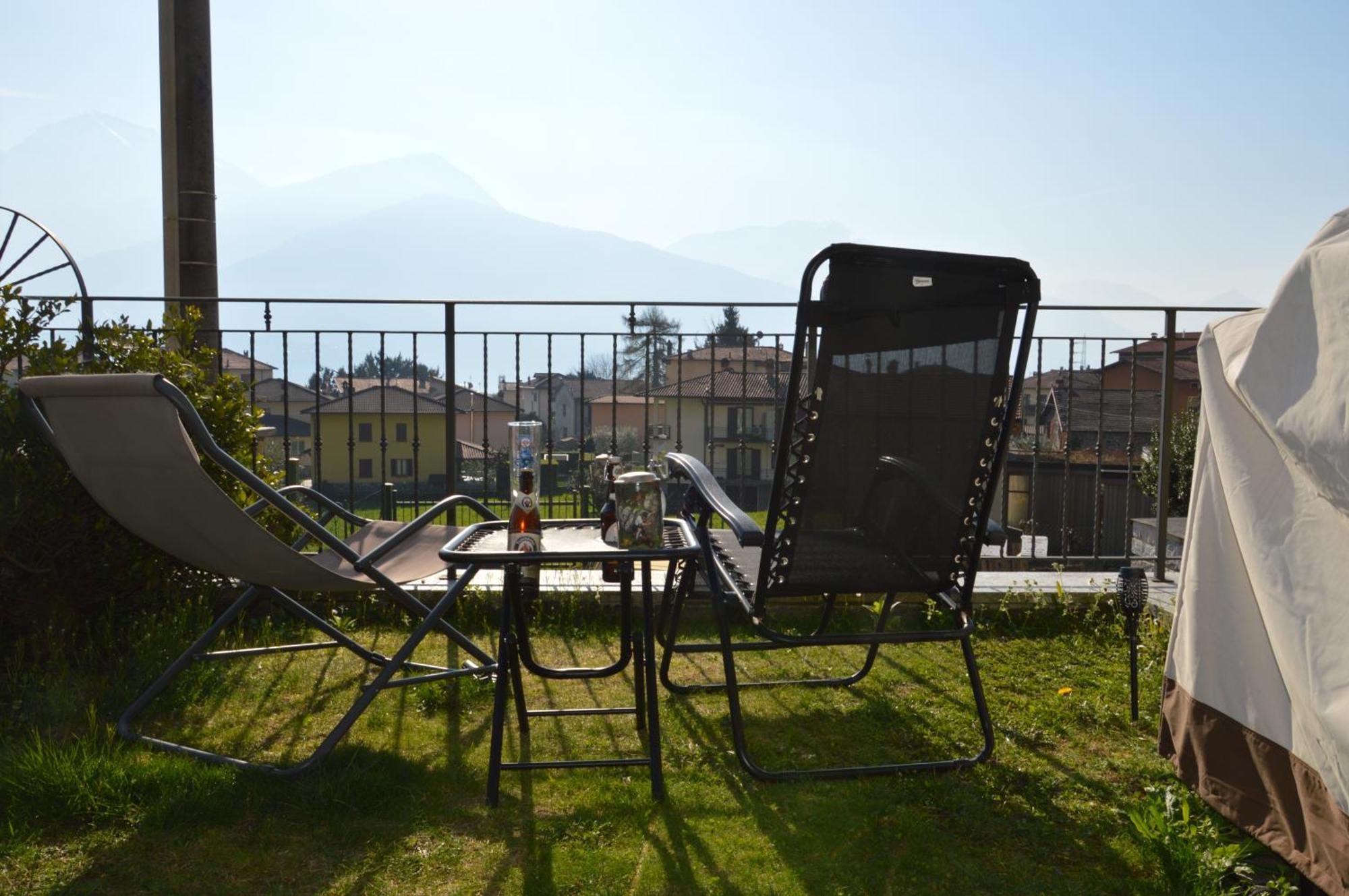 Casa Carmen Apartment Lake Como دونغو المظهر الخارجي الصورة